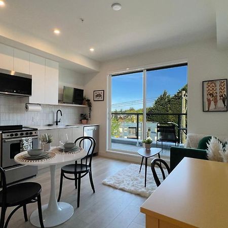 Hillside Oasis By Iris Properties! Victoria Kültér fotó