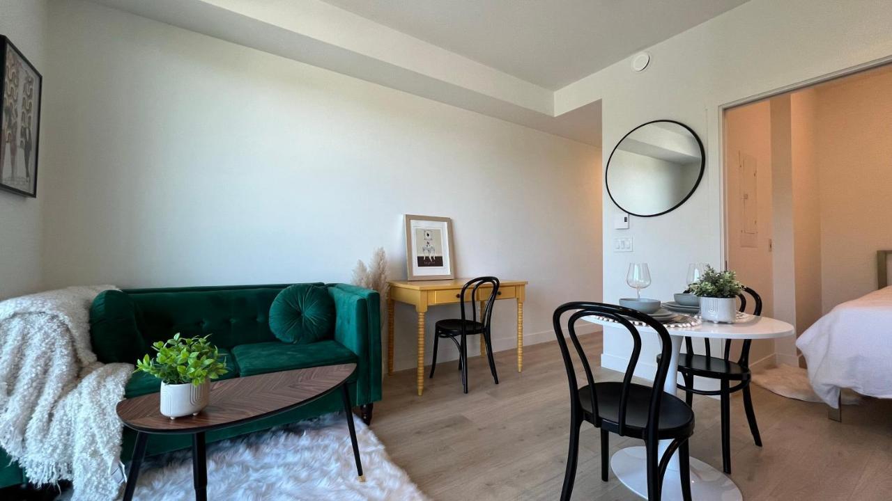 Hillside Oasis By Iris Properties! Victoria Kültér fotó