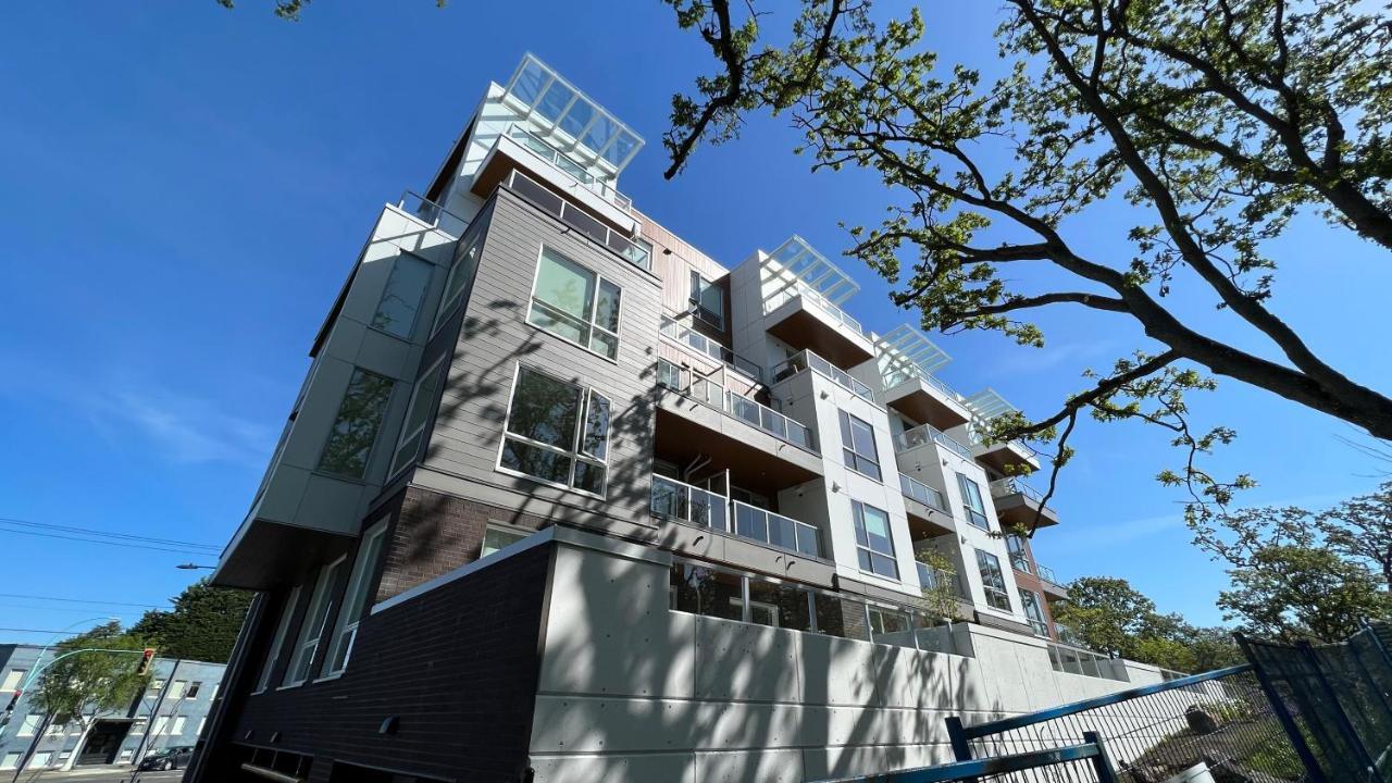Hillside Oasis By Iris Properties! Victoria Kültér fotó